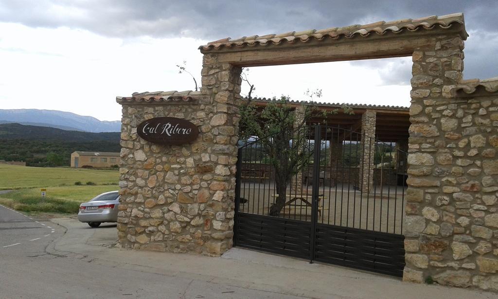 Cal Ribero Aparthotel Vilanova De La Sal Exterior foto