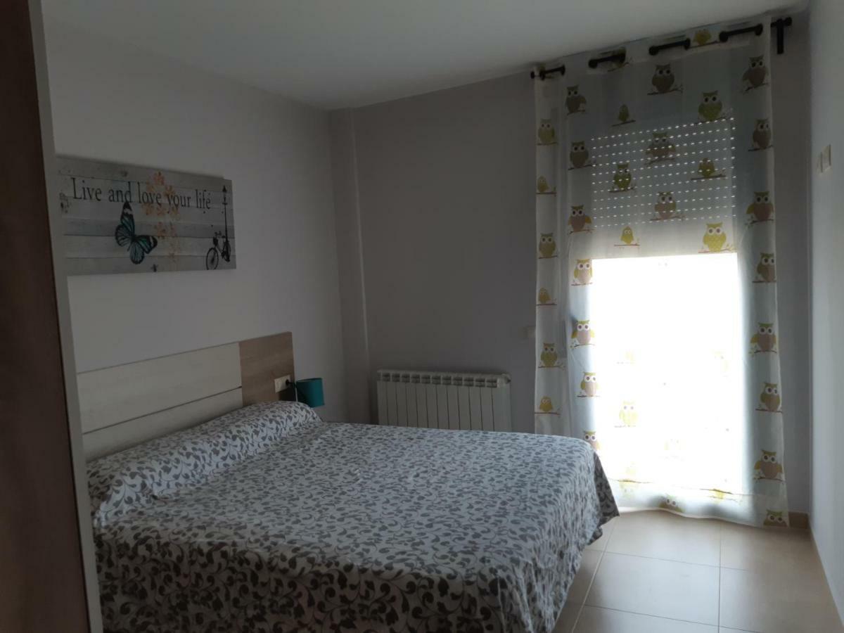 Cal Ribero Aparthotel Vilanova De La Sal Exterior foto